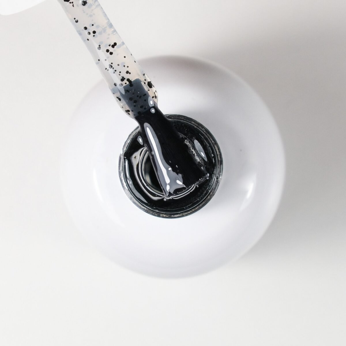 Gēla lakas virskārta (top coat), "FLAKE BLACK", 15 ml - Image 2