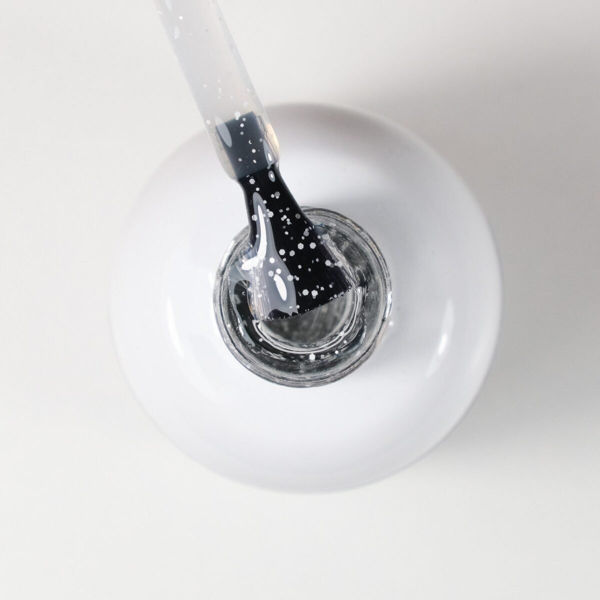 Gēla lakas virskārta (top coat), "FLAKE WHITE", 15 ml - Image 2